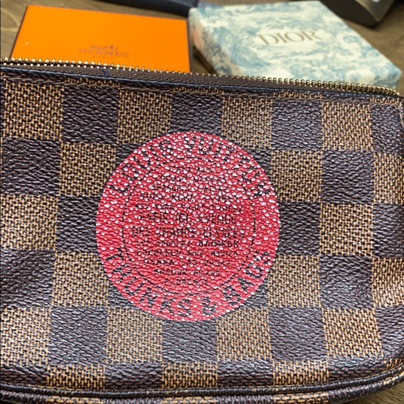 Louis Vuitton Mini purse - Picture 10 of 12
